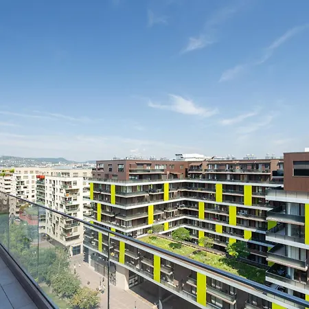 Corvin 5 Stars Luxury With Free Parking Apartment *