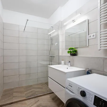 Corvin 5 Stars Luxury With Free Parking * Budapest