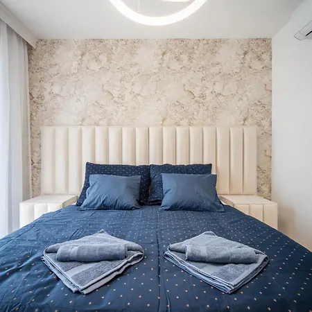 Apartment Corvin 5 Stars Luxury With Free Parking