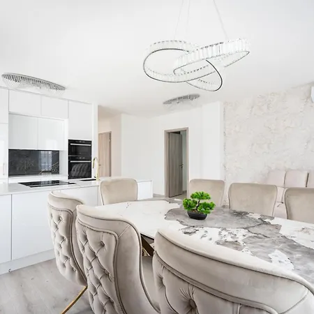 Corvin 5 Stars Luxury With Free Parking Apartment Budapest