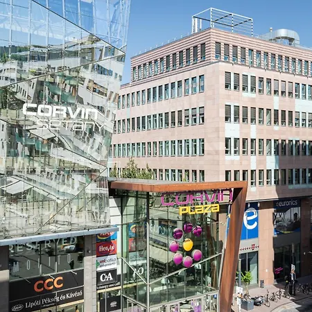 Corvin 5 Stars Luxury With Free Parking * Budapest