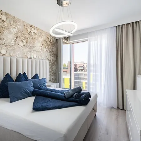 Apartment Corvin 5 Stars Luxury With Free Parking *
