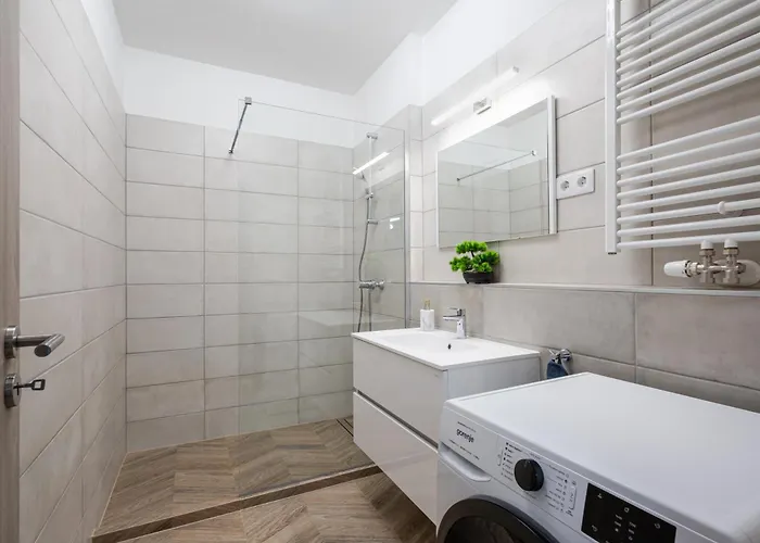 Corvin 5 Stars Luxury With Free Parking * Budapest