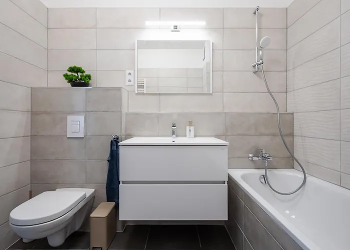 Corvin 5 Stars Luxury With Free Parking Apartman *