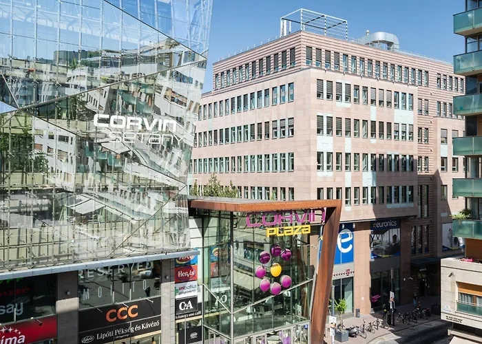 Corvin 5 Stars Luxury With Free Parking * Budapest